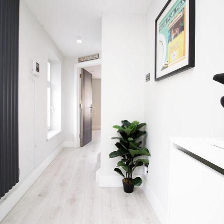 New 2 Bed Comfort - Functional - Secure - Private Cardiff Dış mekan fotoğraf