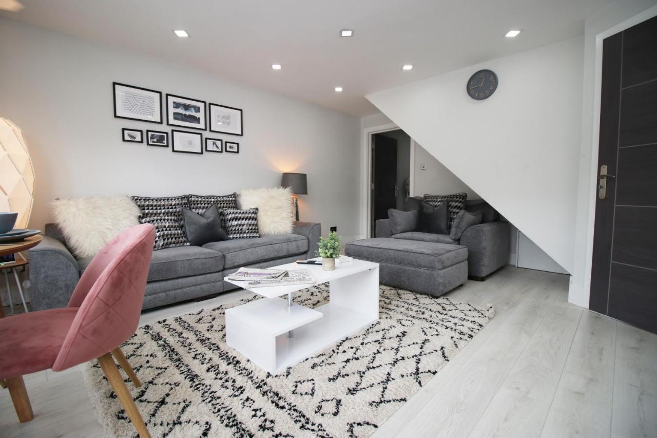 New 2 Bed Comfort - Functional - Secure - Private Cardiff Dış mekan fotoğraf