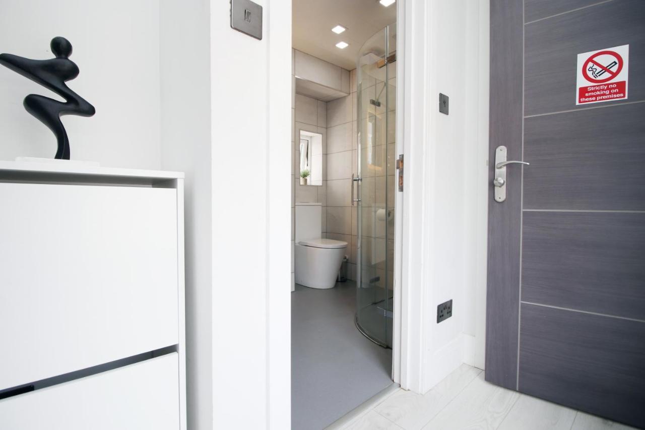 New 2 Bed Comfort - Functional - Secure - Private Cardiff Dış mekan fotoğraf