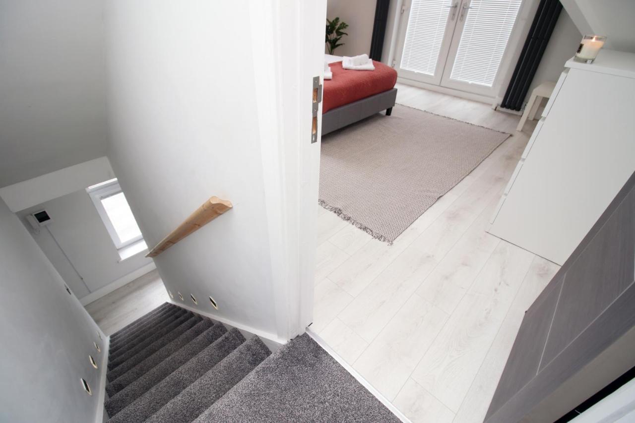 New 2 Bed Comfort - Functional - Secure - Private Cardiff Dış mekan fotoğraf