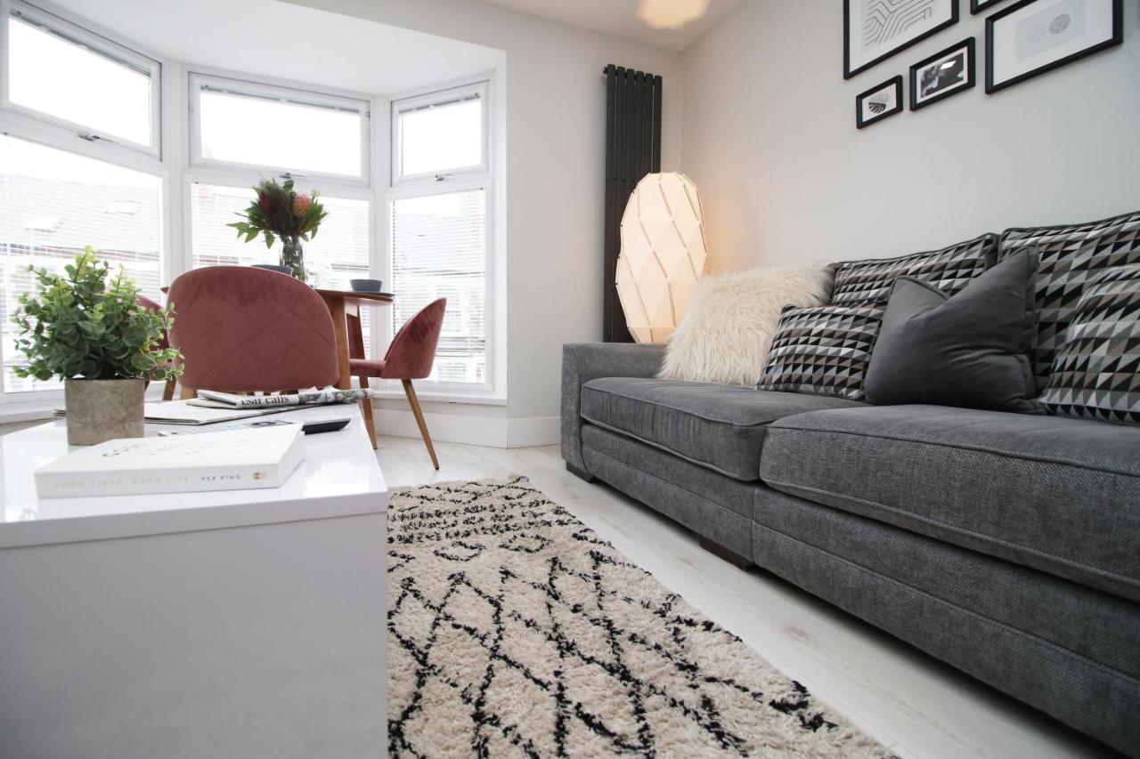 New 2 Bed Comfort - Functional - Secure - Private Cardiff Dış mekan fotoğraf