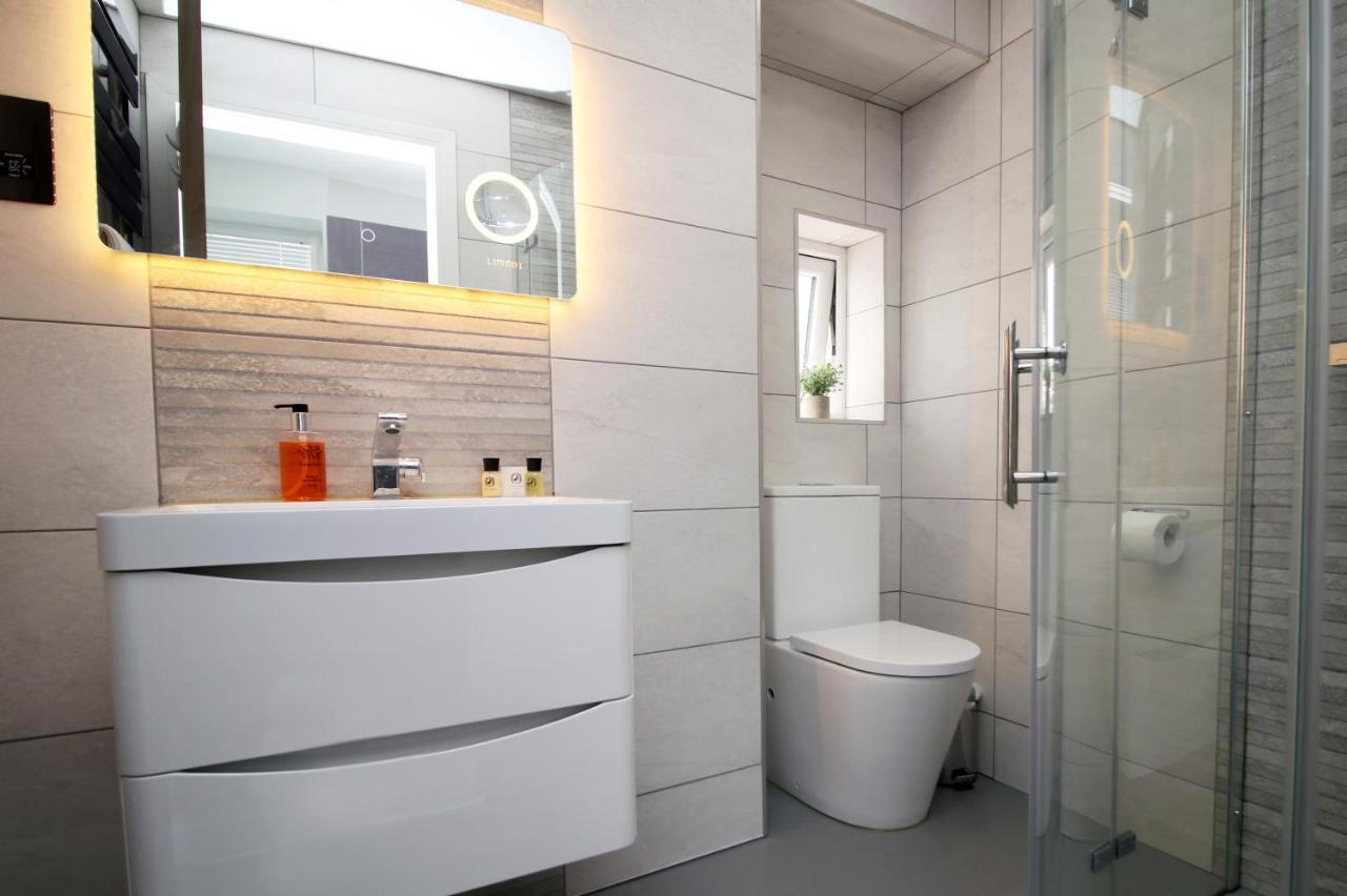 New 2 Bed Comfort - Functional - Secure - Private Cardiff Dış mekan fotoğraf
